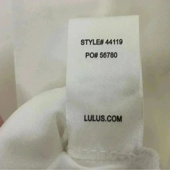 Lulu’s Freestyle V Neck Lined Shift Dress - Picture 8 of 14